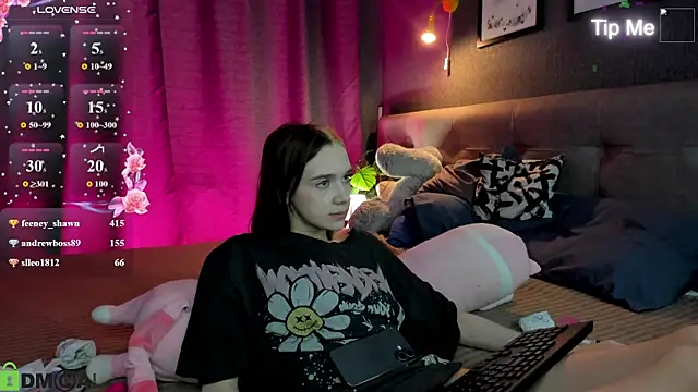 צ'אט XXX בשידור חי של Lesi_Moonie01