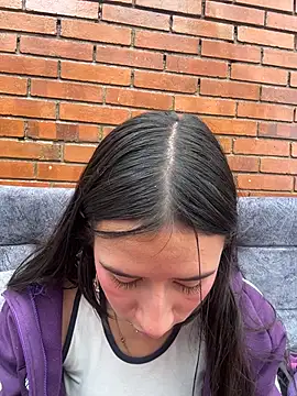 Chat XXX ao vivo de LilyRossi_
