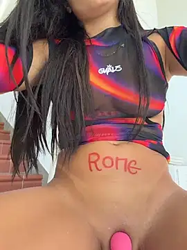 Chat +18 de MystiqueXXX ao vivo