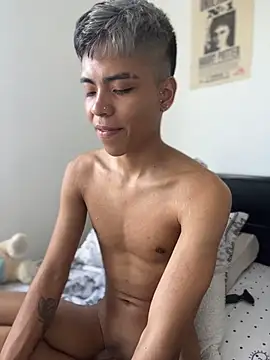 MaxiWildd 即時 XXX 聊天