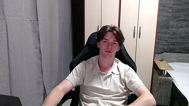 XXX chat uživo modela arthur___king