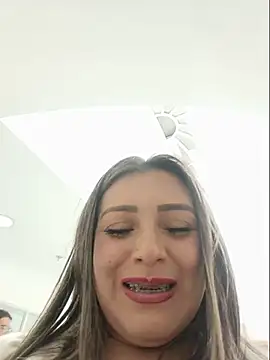 Chat +18 de cataleyamyst ao vivo