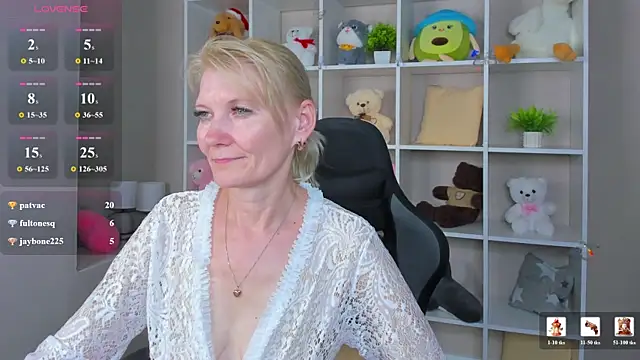 Chat XXX en directo de Julie_Lucas