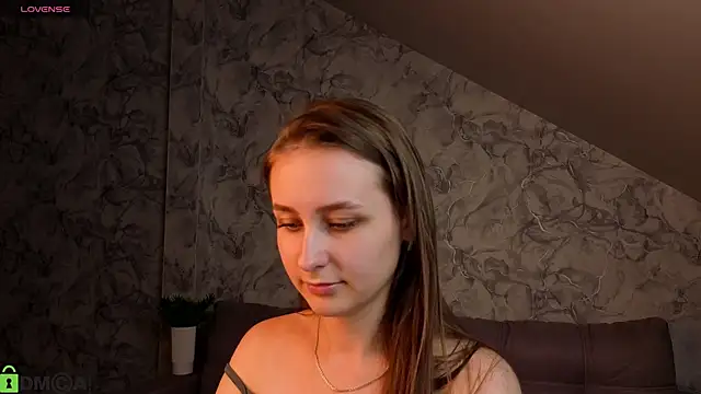 Ellis-Brownn লাইভ XXX চ্যাট