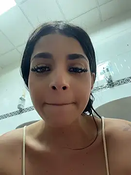 Chat XXX ao vivo de ArieliciousXXX