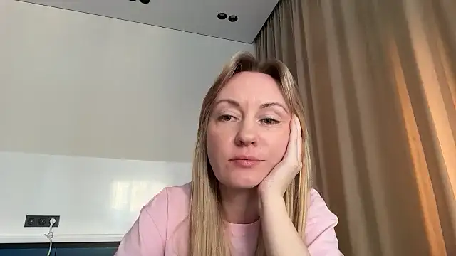 Chat XXX en directo de Dorielle