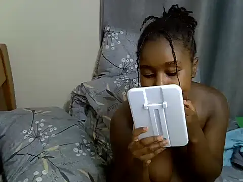 Chat XXX en directo de spiceynadia