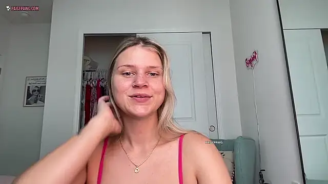 PaigePawg: вебкам-шоу