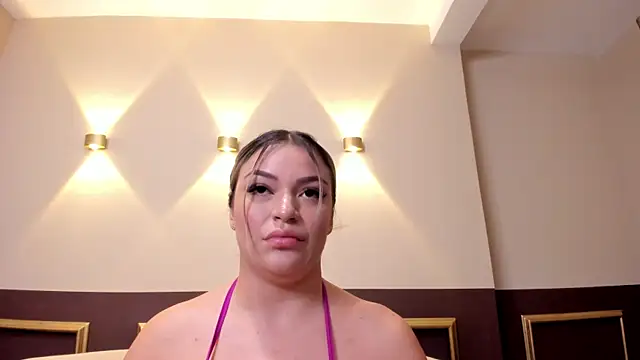 milaowens Adlı Modelin Canlı XXX Sohbeti