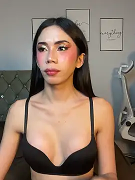 CassandraLovve's Live XXX Chat