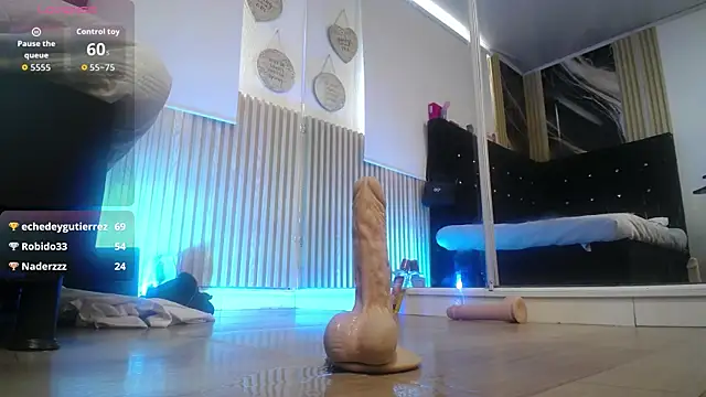 Chat +18 de chloe__Jones_ ao vivo