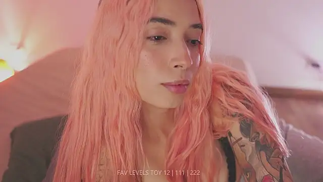 dearnina_ Adlı Modelin Canlı XXX Sohbeti