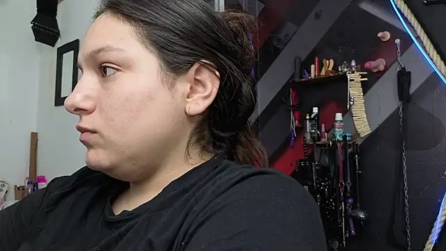 Chat +18 de SUBMISSION_BDSM ao vivo