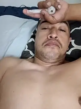 ComfyMatter359n Webbikameraesitys