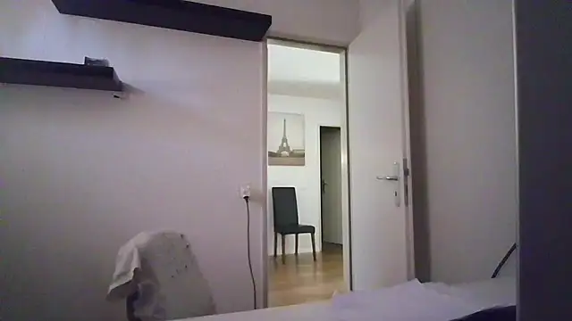 XXX chat uživo modela alpha-hunk