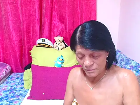 sluttyrox 现场XXX聊天