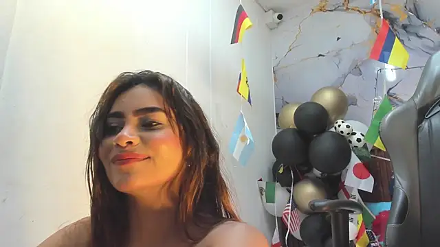 Holly_22 Live XXX-chat