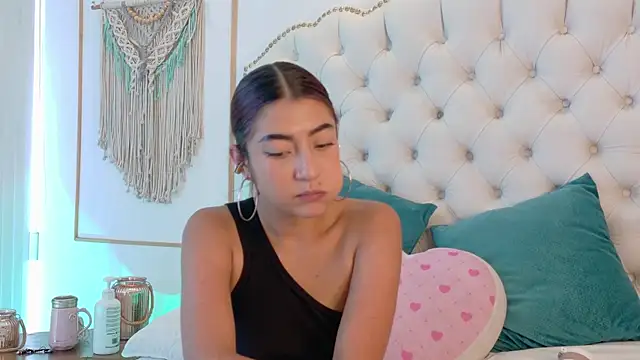 Chat XXX en directo de Sara_funy