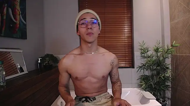 Andy_Joy_ Live XXX-Chat
