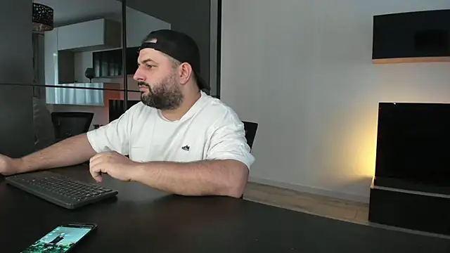 DravenPeak Chat XXX in diretta