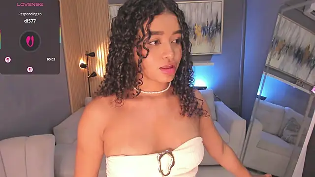 Chatroom XXX en direct de janinne_lu