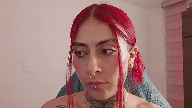 selene_red_ Live XXX-chat