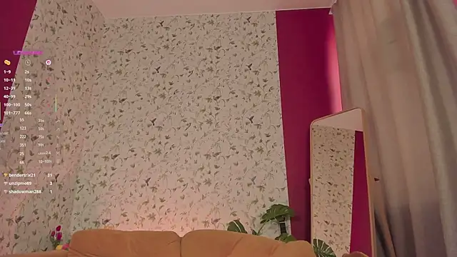 llina_gloww's Live XXX Chat