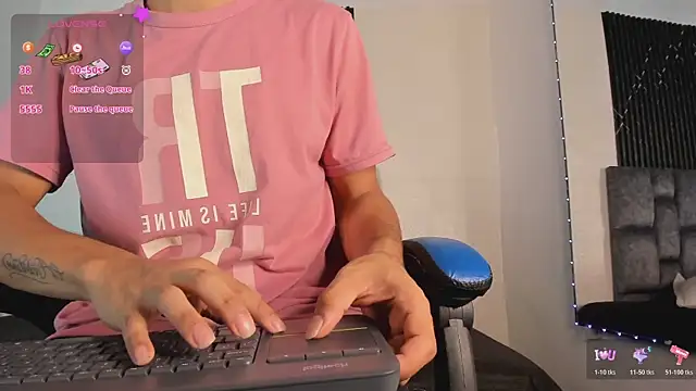 Liamsubtle01's Live XXX Chat