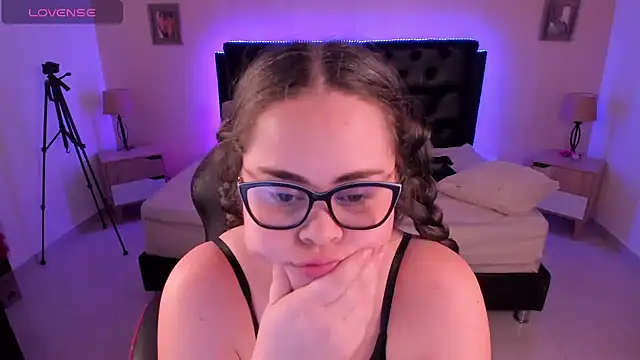 LolaVillalobos' Live XXX Chat