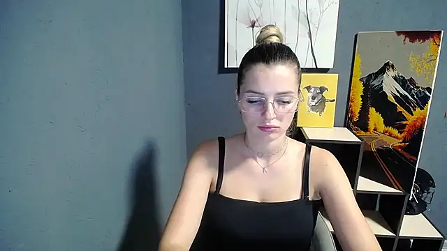 lady_olivia_'s Live XXX Chat