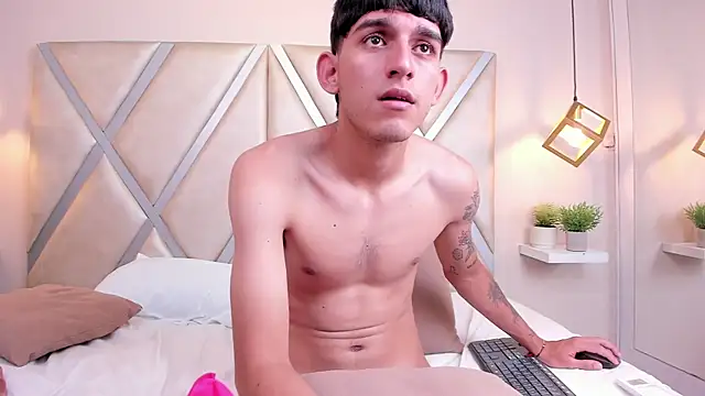 MelodyPrescot_'s Live XXX Chat