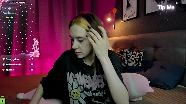 Lesi_Moonie01's Live XXX Chat