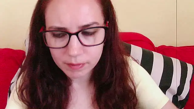 Chat XXX en directo de EmilyHotAngel