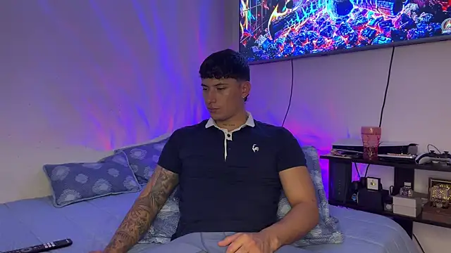SexxxySquirterStev777 웹캠 쇼