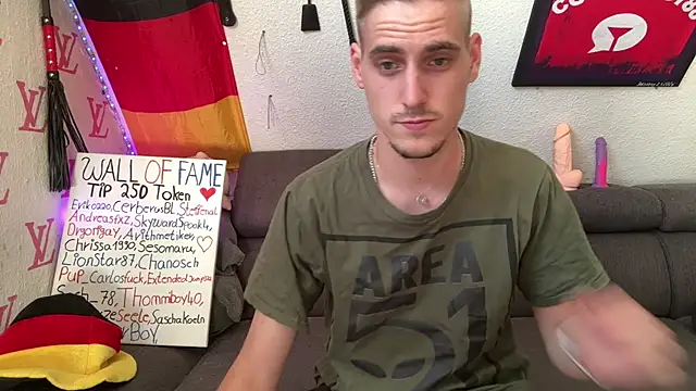 Cookieboy88 XXX чат на живо
