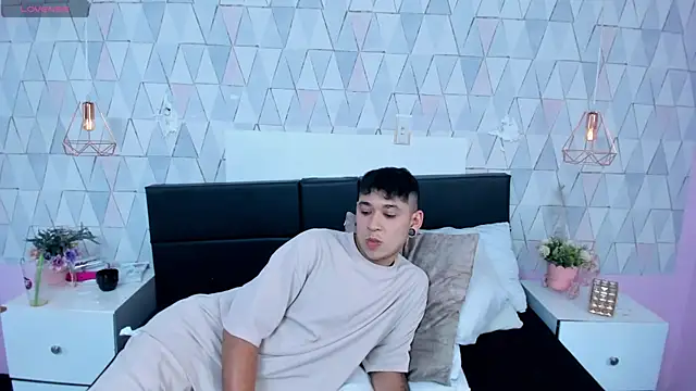 Czat XXX na żywo – MarkLaurens