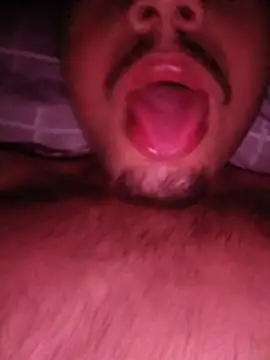 Show modela Kincsem na web-kameri