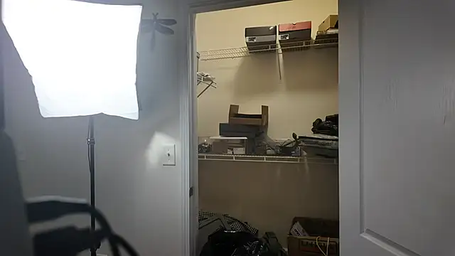 צ'אט XXX בשידור חי של Triggerhappycj100