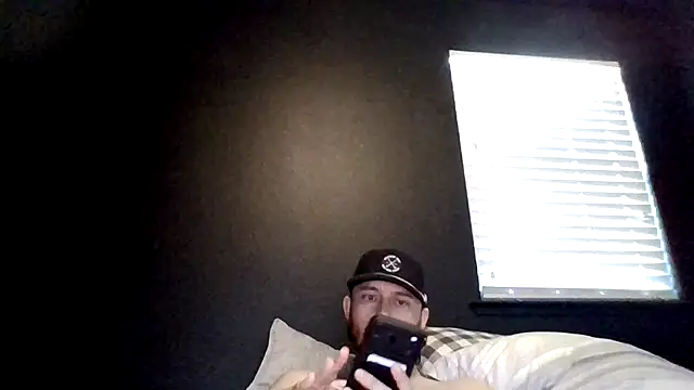 Mikecloudyhawk's Webcam Show