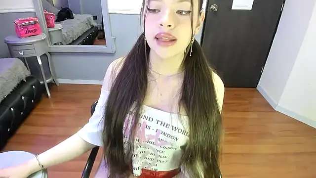 Živý XXX chat Saori_Price