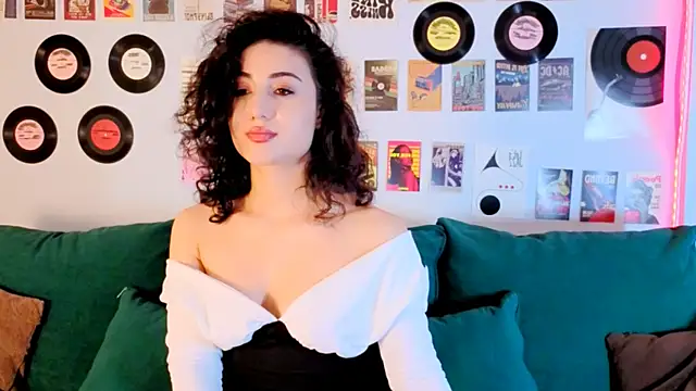 Maya_Rogerss' Live XXX Chat