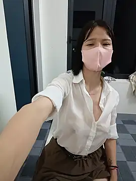 Emma_Linh 现场XXX聊天