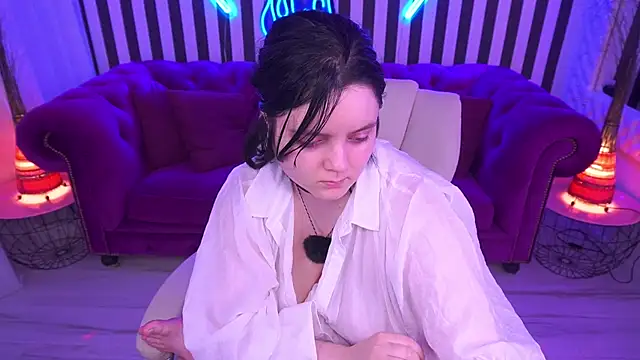 Chat +18 de LittleShyy ao vivo