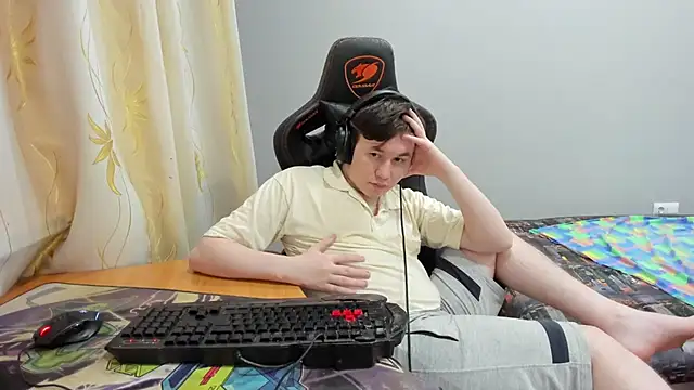 iliaskrislove's Live XXX Chat
