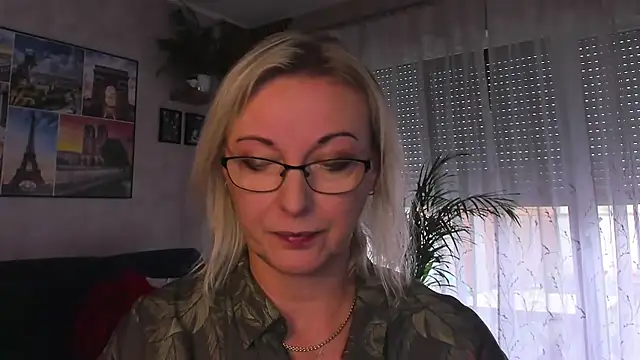 دردشة vanessa_chat الجنسية المباشرة