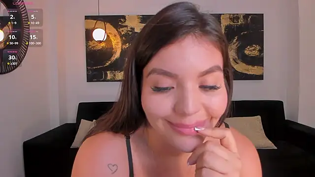 ValeriaRoldanX's Live XXX Chat