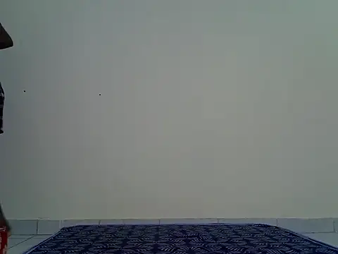 Pettite_ainah Chat XXX in diretta
