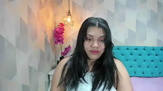 LindaBreeS Chat XXX in diretta