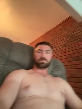 pizzaboy13's Webcam Show