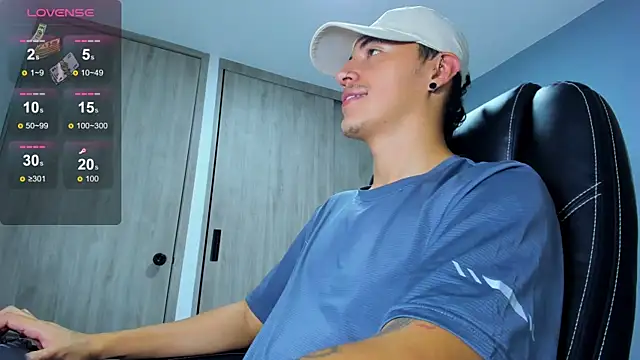 Онлайн чат XXX LOBO_ALPHA